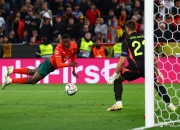 米兰体育官方网站-葡萄牙国家队豪取胜利，锁定晋级名额