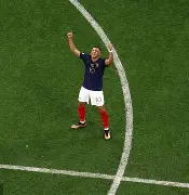 包含米尔顿凯恩斯战胜奥尔德姆，提升排名的词条