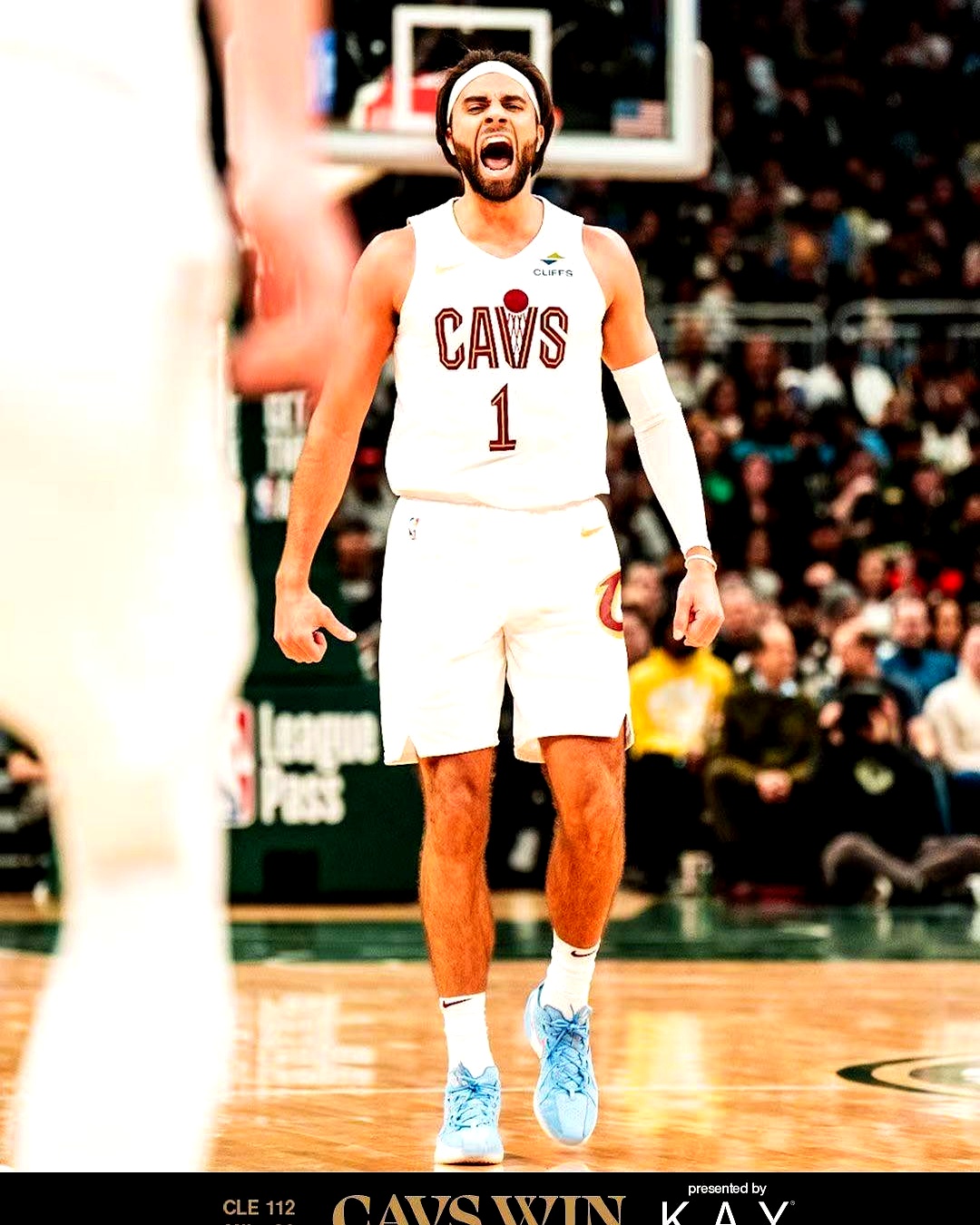 爵士突破攻势，笑里藏刀击败雄鹿的简单介绍