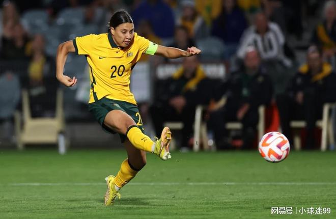 包含乌克兰女足热身表现出色，备战世界杯的词条