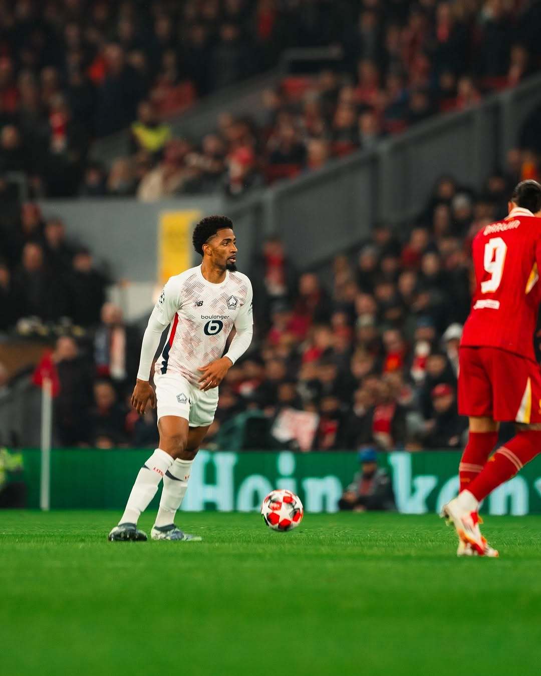 利物浦传奇球员宣布退役，欧冠之路再添波折