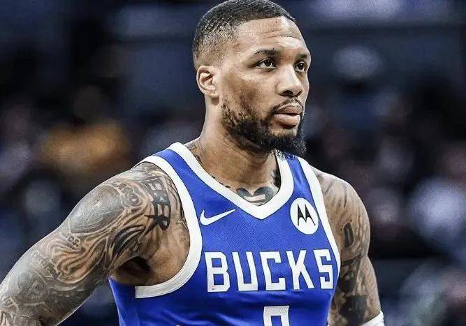 包含开拓者击败爵士利拉德帽子戏法，西区外卡争夺战再度白热化的词条