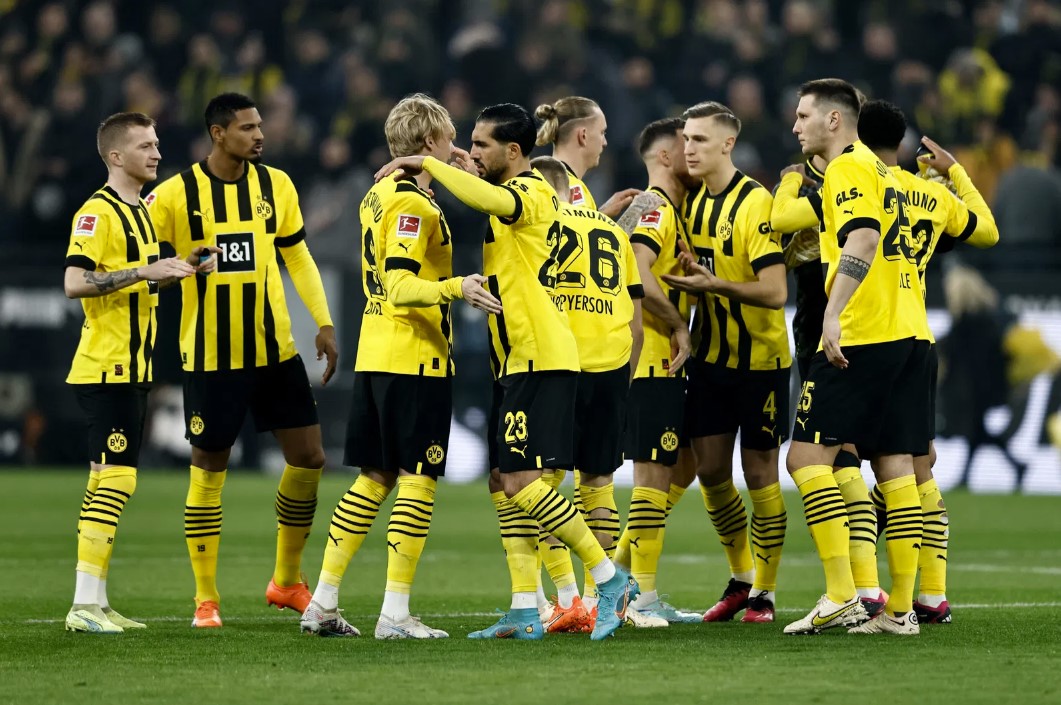 德国足球俱乐部遭受经济困境 德国足球俱乐部遭受经济困境