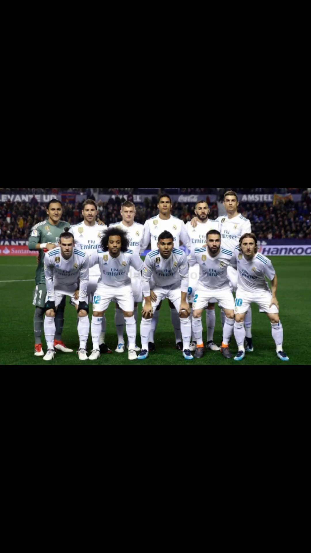 皇马战胜曼联晋级欧冠16强，C罗复出连斩两球