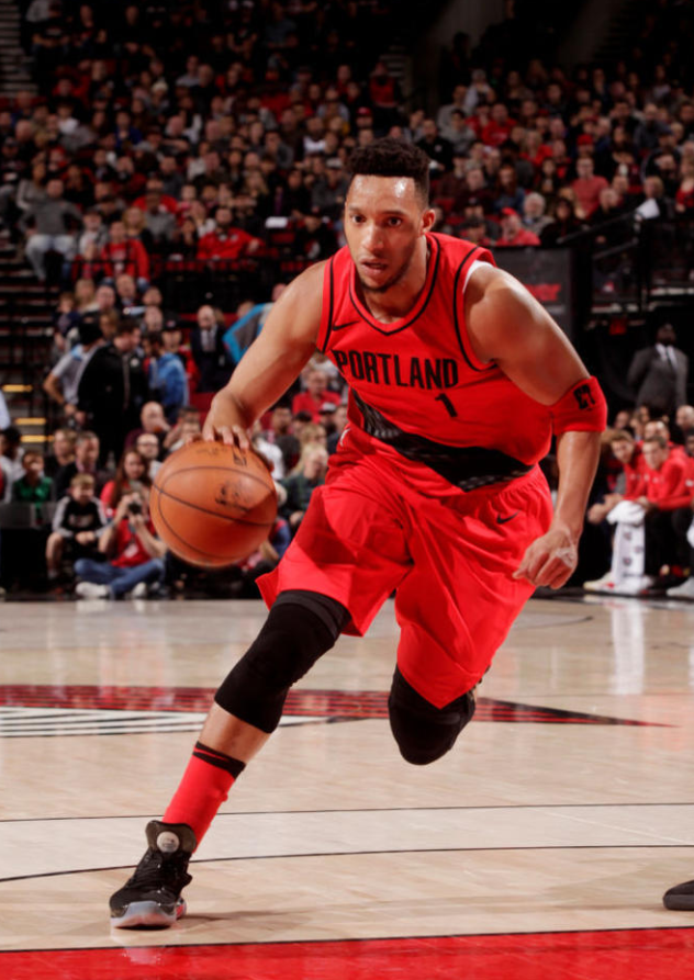 开拓者惜败爵士，劳尔独得27分