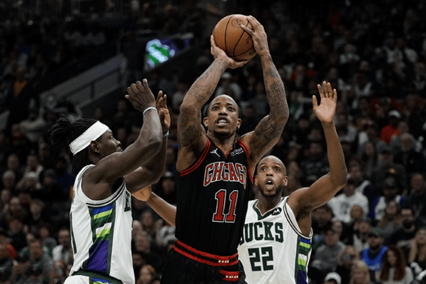 火狼逆转热火,季后赛资格渺茫 火狼逆转热火,季后赛资格渺茫