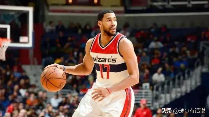 猛龙主场不敌子弹，比尔爆砍35分