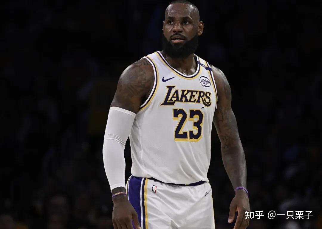 「詹姆斯带伤再战，率队逆转」的简单介绍